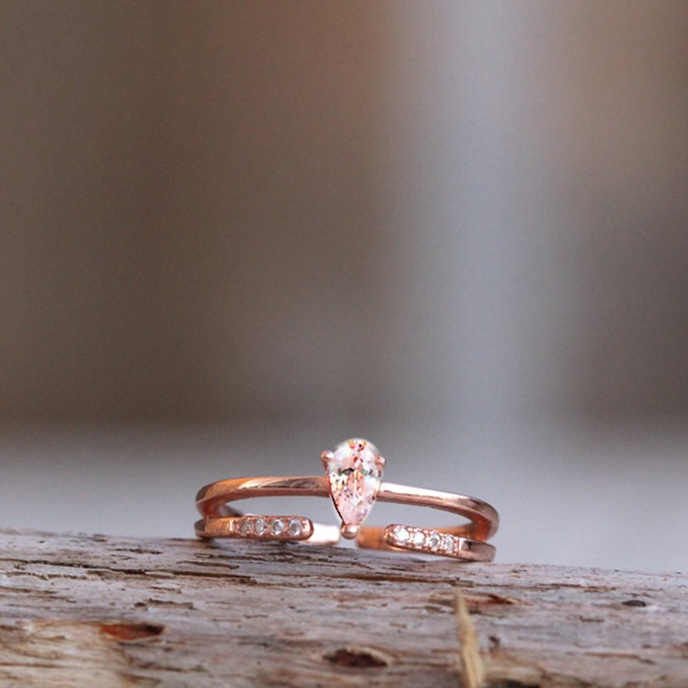 Rose Gold 925 Sterling Silver Beautiful Dainty and Elegant Teardrop Ring - Picture 2 of 11